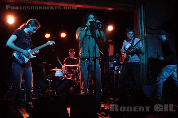 TWENTYSIXFEET - 2006-11-28 - PARIS - La Fleche d'Or - 